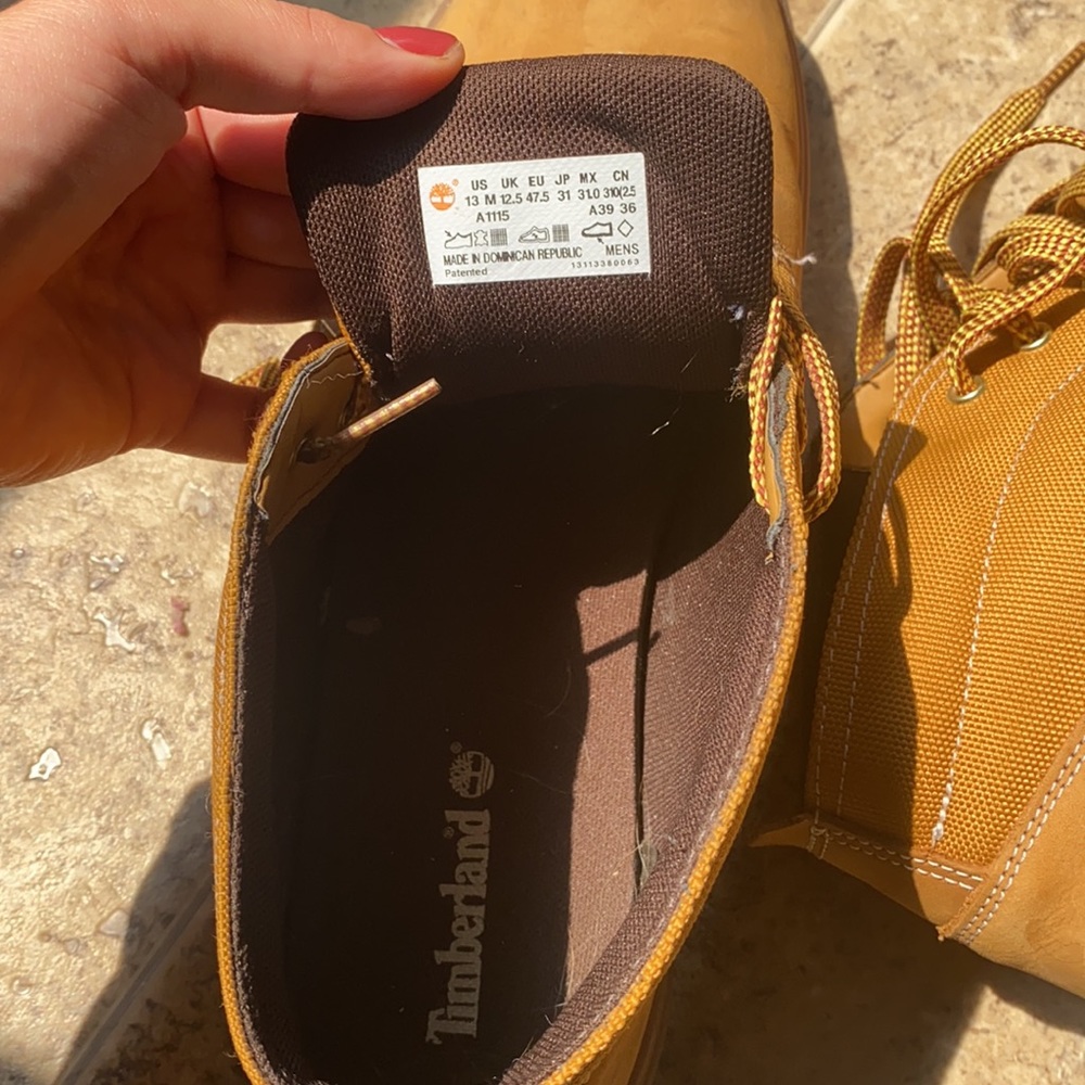 Timberland Shoes - Picture 2 of 3